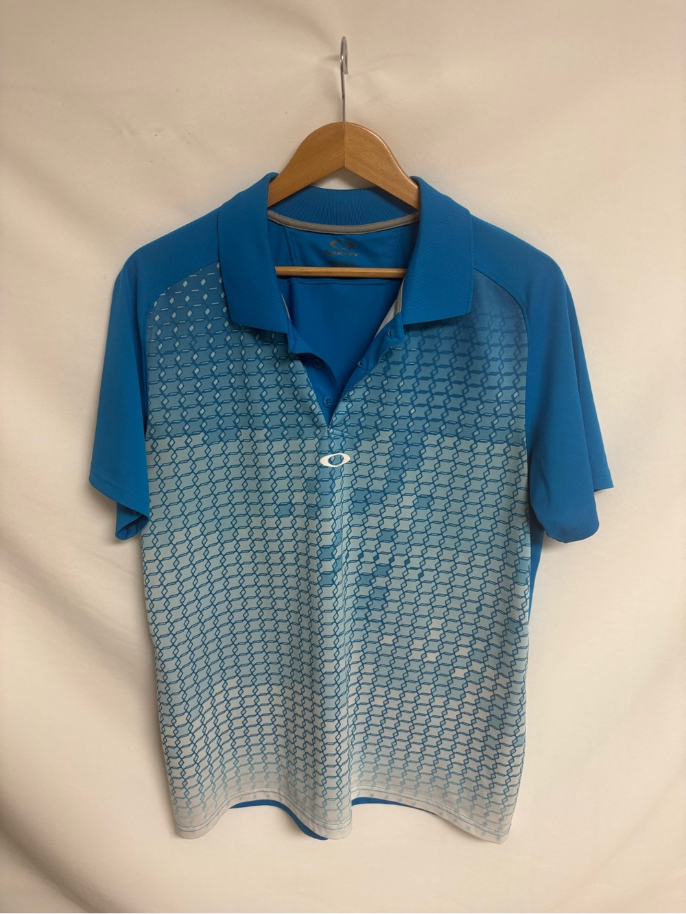 Oakley Cyan Gradient Geometric Polo